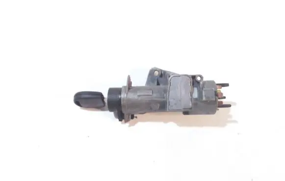 Volkswagen Polo Ignition lock 0905851