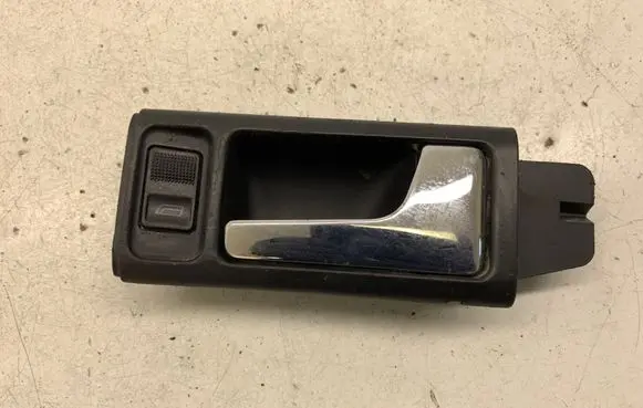 Audi A6 S6 C4 4A Front door interior handle 4A0837020C