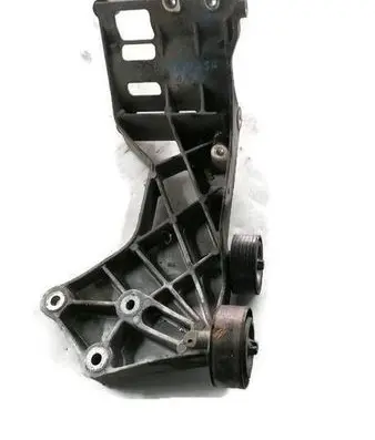 Mercedes-Benz B W245 Generator/alternator bracket A2662000770