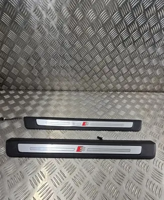 Audi Q5 SQ5 sill trim set (inner) 80A947417 80A947418