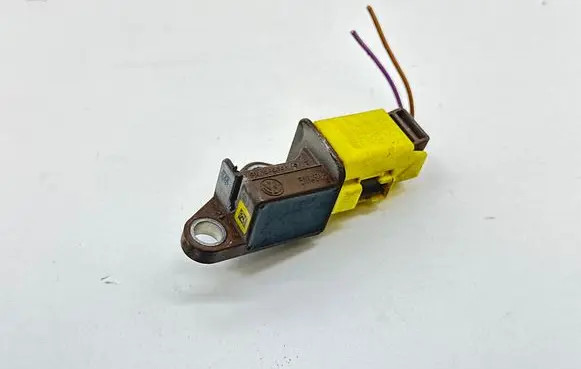 Audi A4 S4 B8 8K Airbag deployment crash/impact sensor 8K0959651