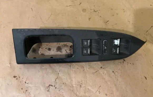 Volkswagen Touran I Electric window control switch 1K4959857 1753