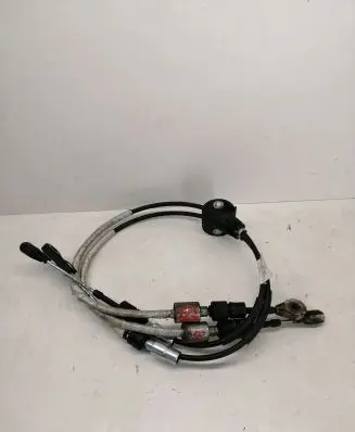 Volvo XC90 Gear shift cable linkage 31302107