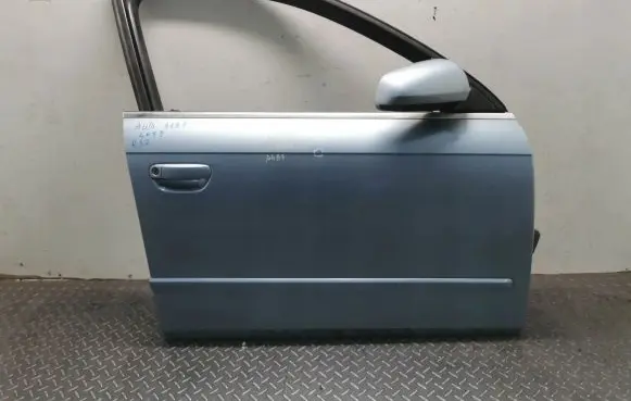 Audi A4 S4 B7 8E 8H Front door