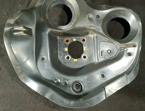 GMC Envoy Spare wheel section trim 15069440