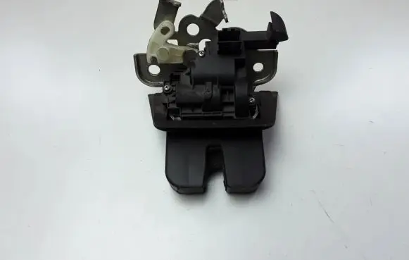 Audi A4 S4 B8 8K Tailgate/trunk/boot lock/catch/latch 8K9927505