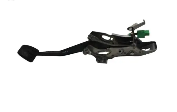Toyota Verso Brake pedal