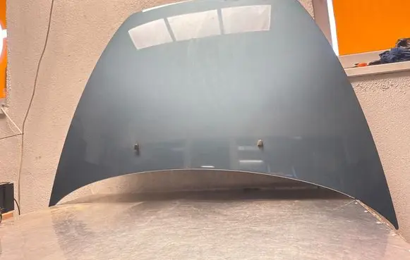 Volvo C70 Engine bonnet/hood 31201207 E424R030170 8273A