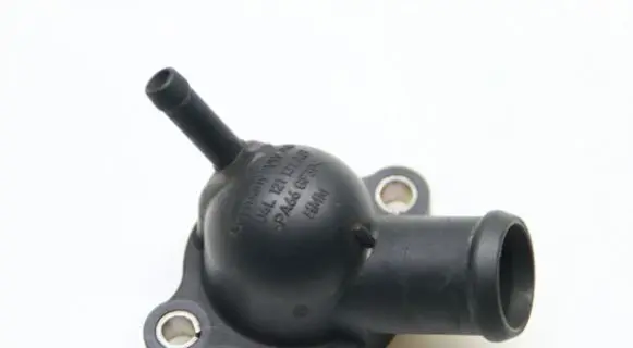 Volkswagen Golf VII Brake vacuum hose/pipe 04L121131AB
