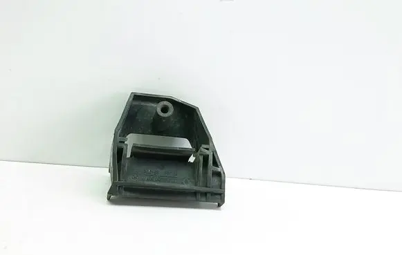 BMW 5 E39 Radiator mount bracket 1737707