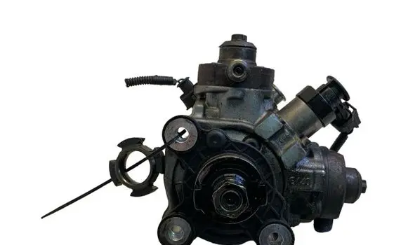 Volvo V60 Fuel injection high pressure pump 31372081 0445010681