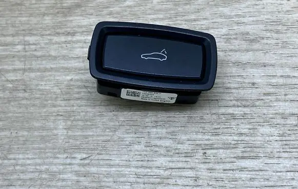 Porsche Cayenne (92A) Tailgate/trunk/boot open switch 7PP959832H