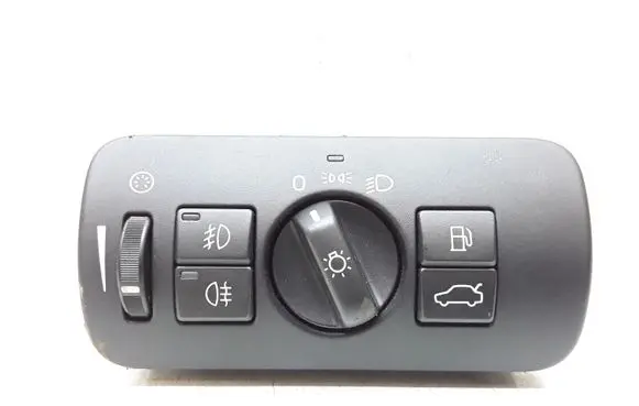 Volvo V70 Light switch 30739414