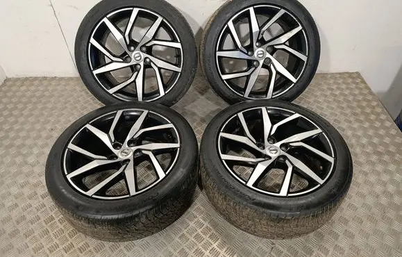 Volvo S60 R18 alloy rim 31471311