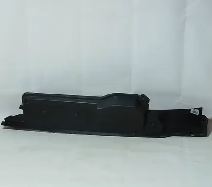 Ford Fusion Intercooler air guide/duct channel 2N11N016B26ad