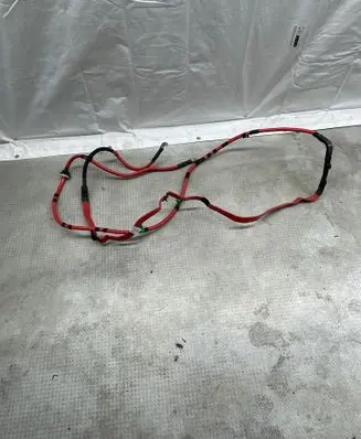 Positive cable (battery)
