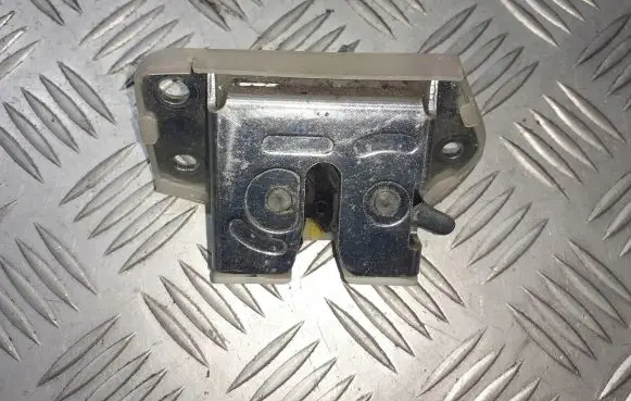 Suzuki Alto Tailgate/trunk/boot lock/catch/latch