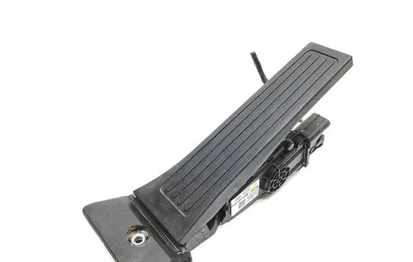 Hyundai Santa Fe Accelerator throttle pedal 0HV1057A3B DLSS2757 FULLE18274