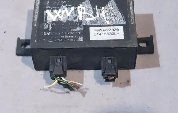 Volkswagen PASSAT B4 Immobilizer control unit/module 1H0953257B