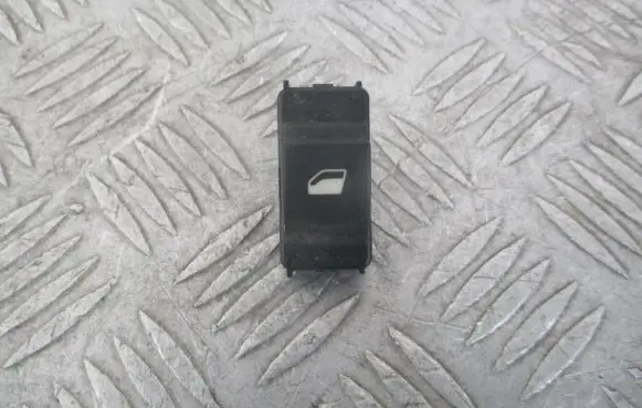 Peugeot 5008 Electric window control switch 96662297
