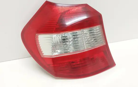 BMW 1 E81 E87 Rear/tail lights 6924501