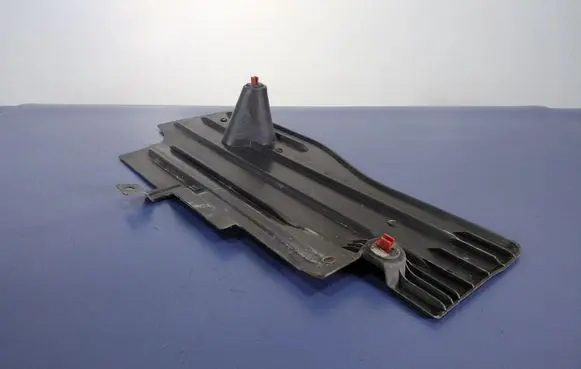 Ford Focus Front underbody cover/under tray AV61-R11778-AF