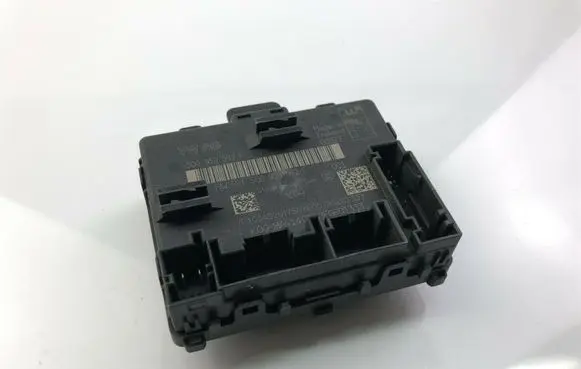 Volkswagen Tiguan Other control units/modules 5Q0959592F G1994