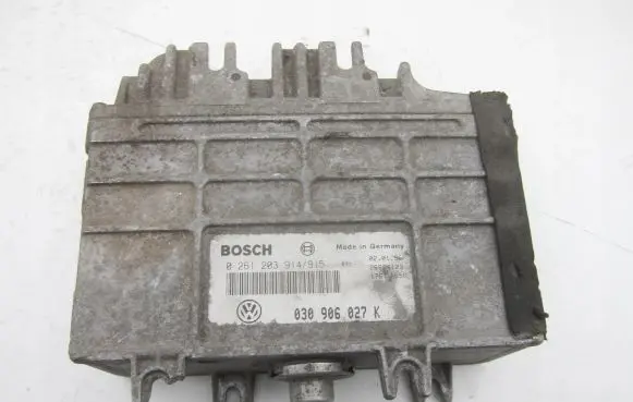 Volkswagen Polo III 6N 6N2 6NF Engine control unit/module 030906027K 0261203914