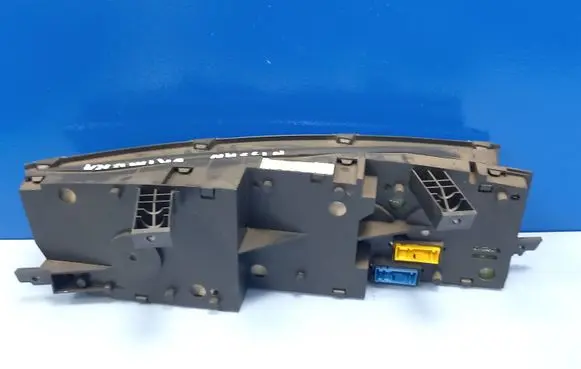 Nissan Primera Speedometer (instrument cluster) AV619 2488971