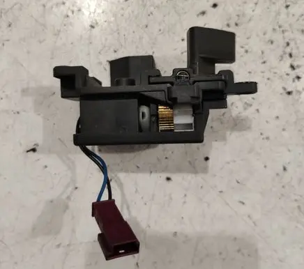 BMW 5 E60 E61 Curtain motor 9918003164
