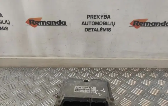Audi A3 S3 8L Engine control unit/module 038906018BN 28SA3790 0281001847