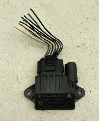 Mercedes-Benz GLK (X204) Glow plug pre-heat relay A6429007801 15240025991 E2110021041