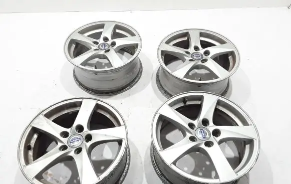 Volvo V70 R18 alloy rim 