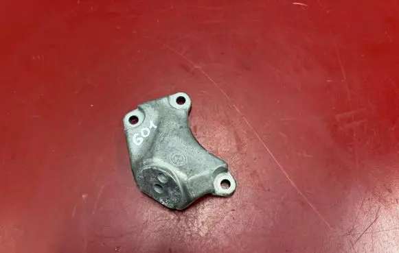 BMW X3 G01 Gearbox mounting bracket 6861570 22326861570
