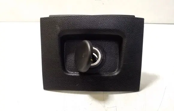 Opel Zafira C 12 V Socket (rear) 498951029 2069451