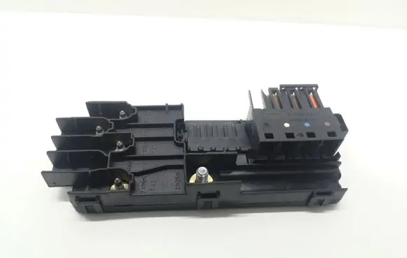 Mercedes-Benz ML W164 Fuse module 2115452601