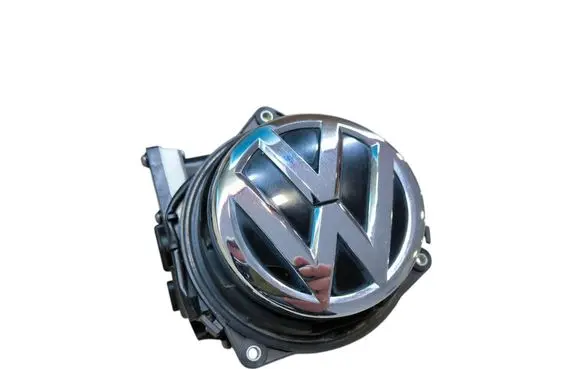 Volkswagen Golf VII Tailgate handle with camera 5G9827469F