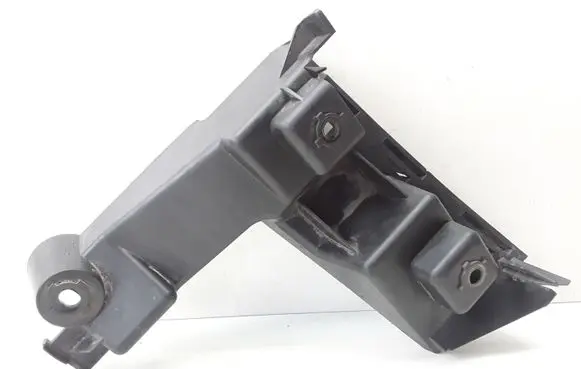 Volvo XC70 Rear bumper mounting bracket 30678650