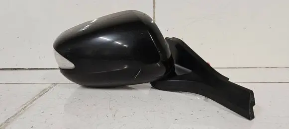 Honda Insight Front door electric wing mirror E4022965
