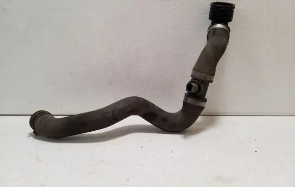 Volkswagen Touareg II Engine coolant pipe/hose