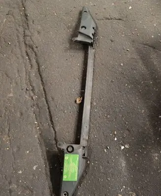BMW X5 E53 Top upper radiator support slam panel 17111439117 1439117