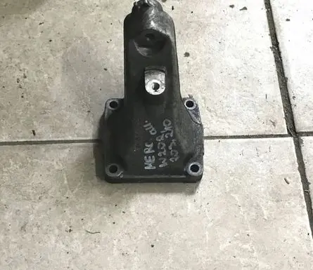 Mercedes-Benz E W210 Engine mounting bracket 6112230604