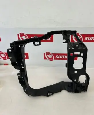 Porsche Macan (95B) Side radiator support slam panel 95B805295