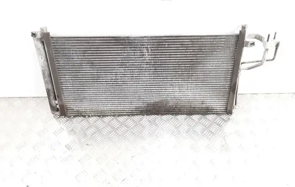 Hyundai Sonata A/C cooling radiator (condenser)
