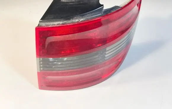 Mercedes-Benz B W245 Rear/tail lights A1698202664