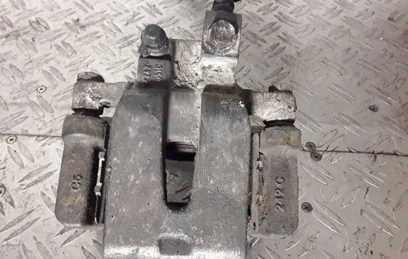 Chrysler 300 - 300C Rear brake caliper K242051C