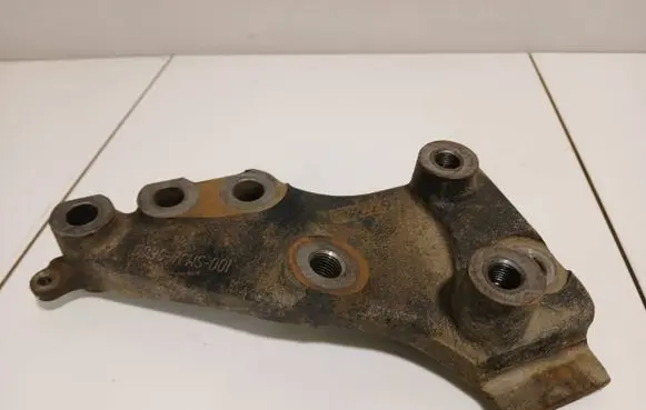 Honda Civic Engine mounting bracket 100smja0600