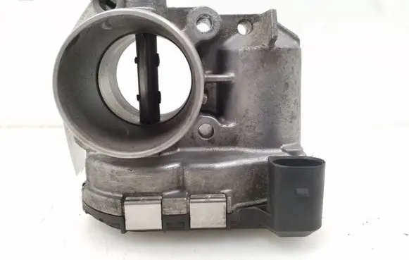 Nissan Qashqai Throttle valve 8200330810