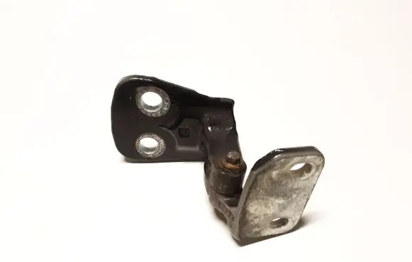 Land Rover Discovery 3 - LR3 Rear door upper hinge BDB780042 378B 268B
