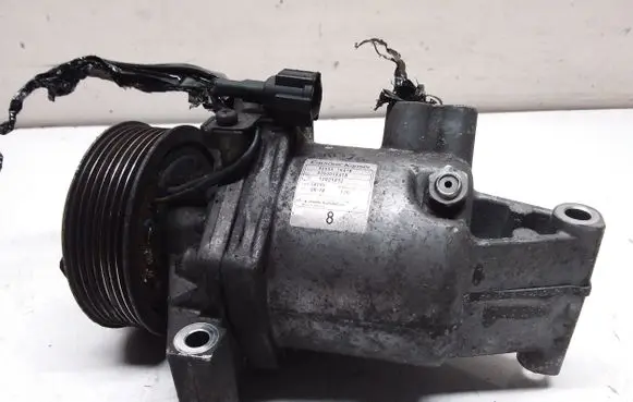 Nissan Juke I F15 Air conditioning (A/C) compressor (pump) 926001KA1B